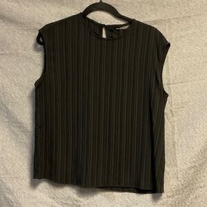 SHEIN Black Textured Sleeveless Blouse